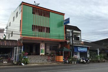 فندق Pro Chill Krabi Guesthouse
