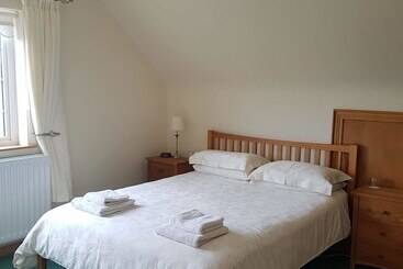 Bed and Breakfast Kilcreeny Lodge