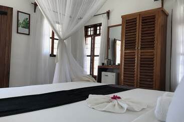 Bed and Breakfast Savera Beach Houses