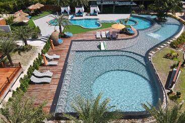 Hotel U Rip Resort Phi Phi