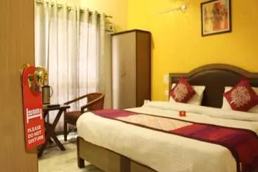 Hotel Chutney Merry