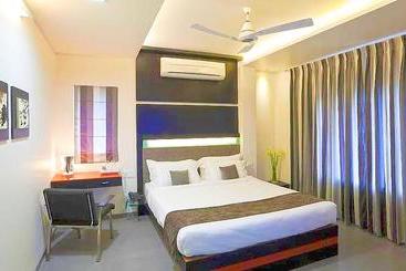 酒店 Skylark Business