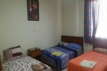 هاستل Hostal Ibiza