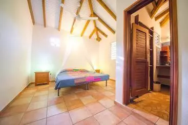 Retkeilymaja Sunset Surf Camp