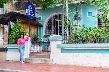 هتل Aluna Hostel B&b