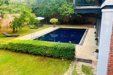 Motel Honey Tree Polonnaruwa