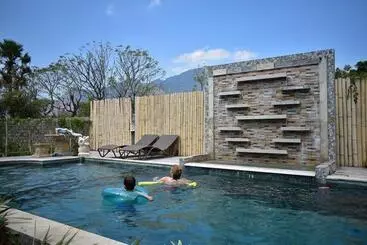 Herberge The Barari Villas