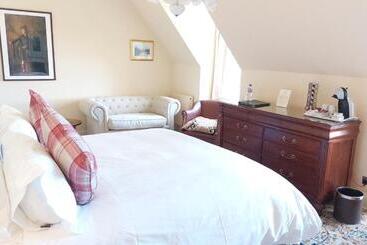 Bed and Breakfast Blervie House