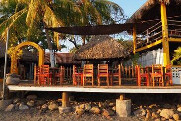 هتل Restaurante Spa La Barca De Oro