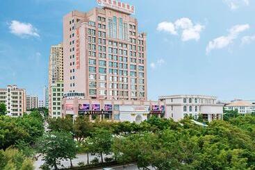 Vienna Hotel Guangdong Maoming Railway Station