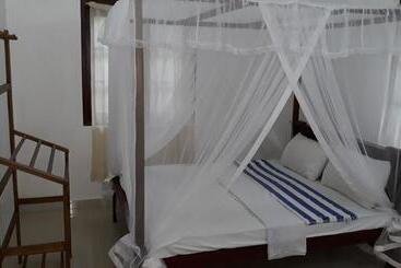 تختخواب و صبحانه Kalpa Place Hiriketiya