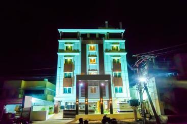 Hôtel Oyo 9053 Capital Residency