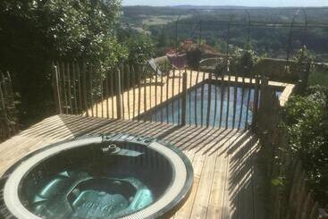 צימר 1 Logis A Domme  Piscine & Spa