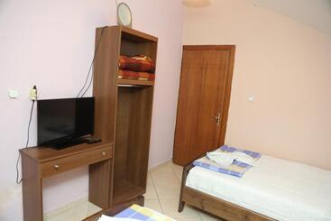 هتل Villa Kabashi