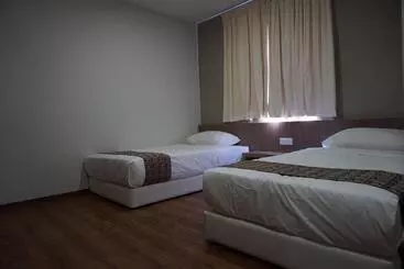 Hotel Yew