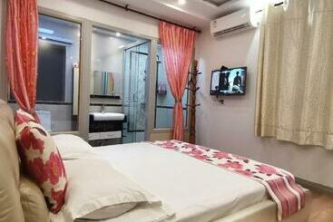 Hotel 西塘明清雕花大院尊闻堂百寿厅庭院民宿