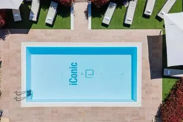 Bed and Breakfast Iconic Wellness Resort & Spa