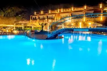 Hotel Mae
