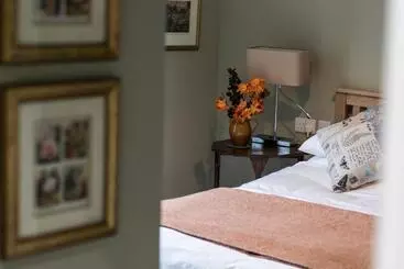 Bed and Breakfast Pennygate Lodge