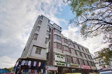 酒店 Spot On 48699  Pawan Sree Deluxe Lodge