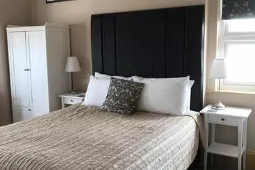 ベッドアンドブレックファースト Number 29  Only Adults