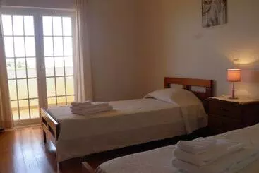 Turistihuoneistot Casa Da Praceta
