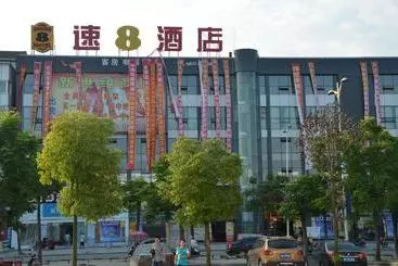 ホテル Super 8 Langzhong Passenger Transportation Center