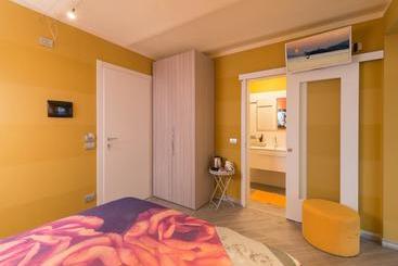 تختخواب و صبحانه L Acero