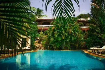 ホテル Papa Jolly Eco Resort Near Morjim Beach