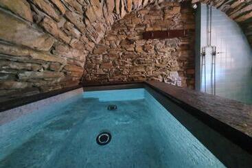Bed and Breakfast Albergo Diffuso Ca' Spiga