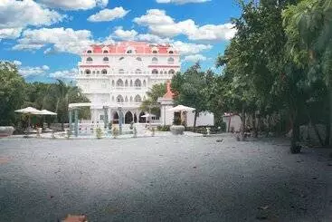 هتل La Fortress Boutique