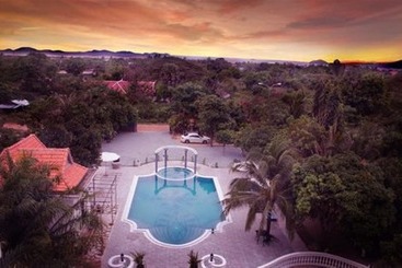 Hotelli La Fortress Boutique