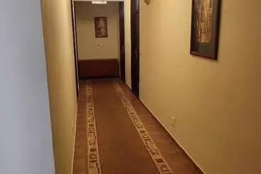 تختخواب و صبحانه Pansion Kamin