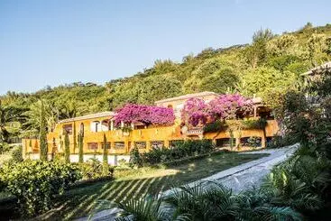 آپارتمان‌های توریست‌ها Villa Yrondi
