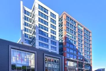 آپارتمان Global Luxury Suites At Fenway