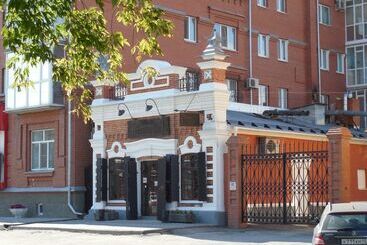 فندق Dvoryanskaya