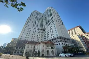 Apartment Merlene Suites At Mansion One