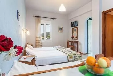 آپارتمان Studio Pefkos