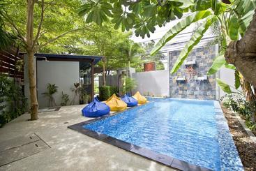 Baan Rawee Apartments