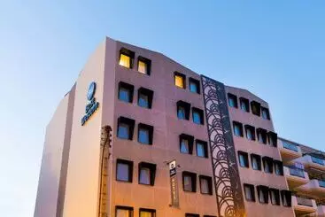 Hotelli Best Western Hôtel Journel Saint Laurent Du Var