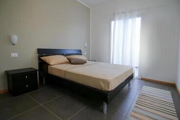 ツーリストアパートメント Ca Jasmine