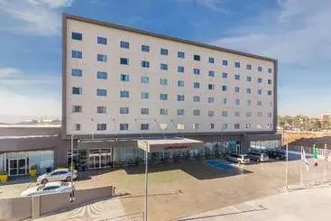 هتل Hampton Inn By Hilton Tijuana