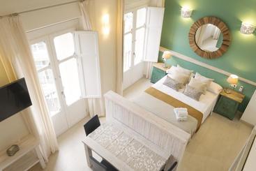 Hotel Living4Malaga Suites Superior