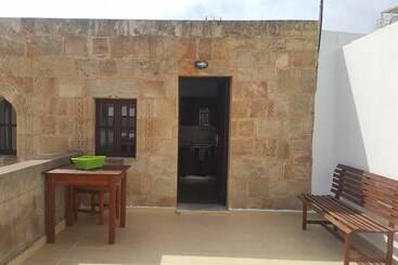 آپارتمان‌های توریست‌ها Lindos Centre Studios