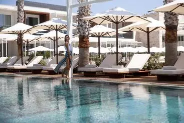 Yalikavak Marina Hotel By Social Living Collection