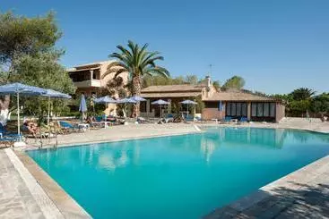 Hotel Helena Apartments & Villas