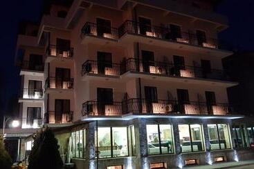 хотел хилез Hotel Hilez