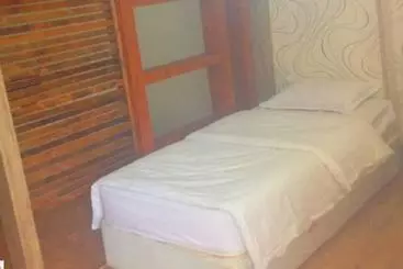 هتل Parvaz