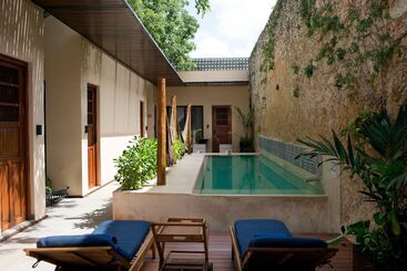 Ya Ax Hotel Boutique