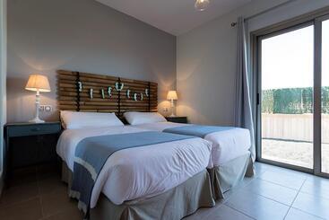 Villas Caleta Beach And Golf